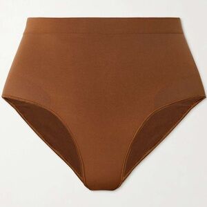 SKIMS Mid Waist Seamless Sculpt Mid Waist Brief in Bronze
